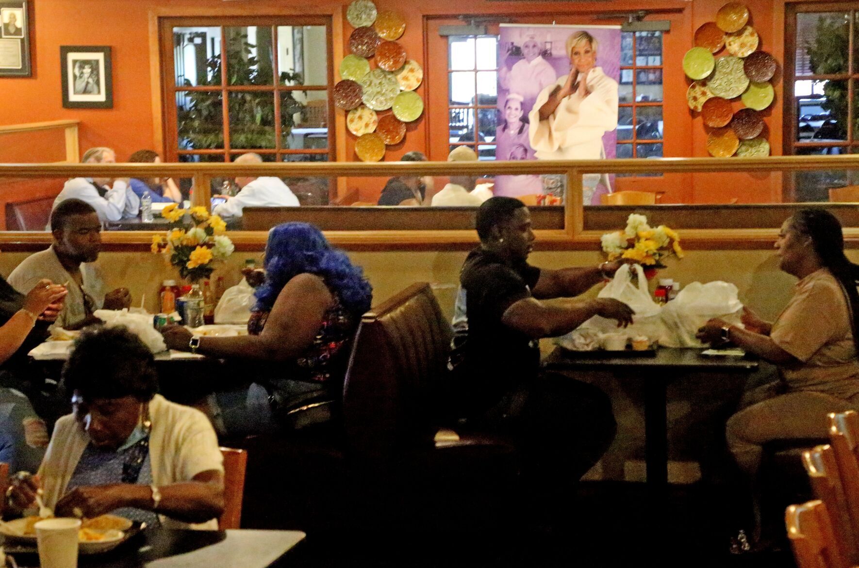 Final day of the last St. Louis-area location of Sweetie Pie's